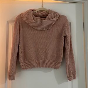 Pink velvety crop sweater